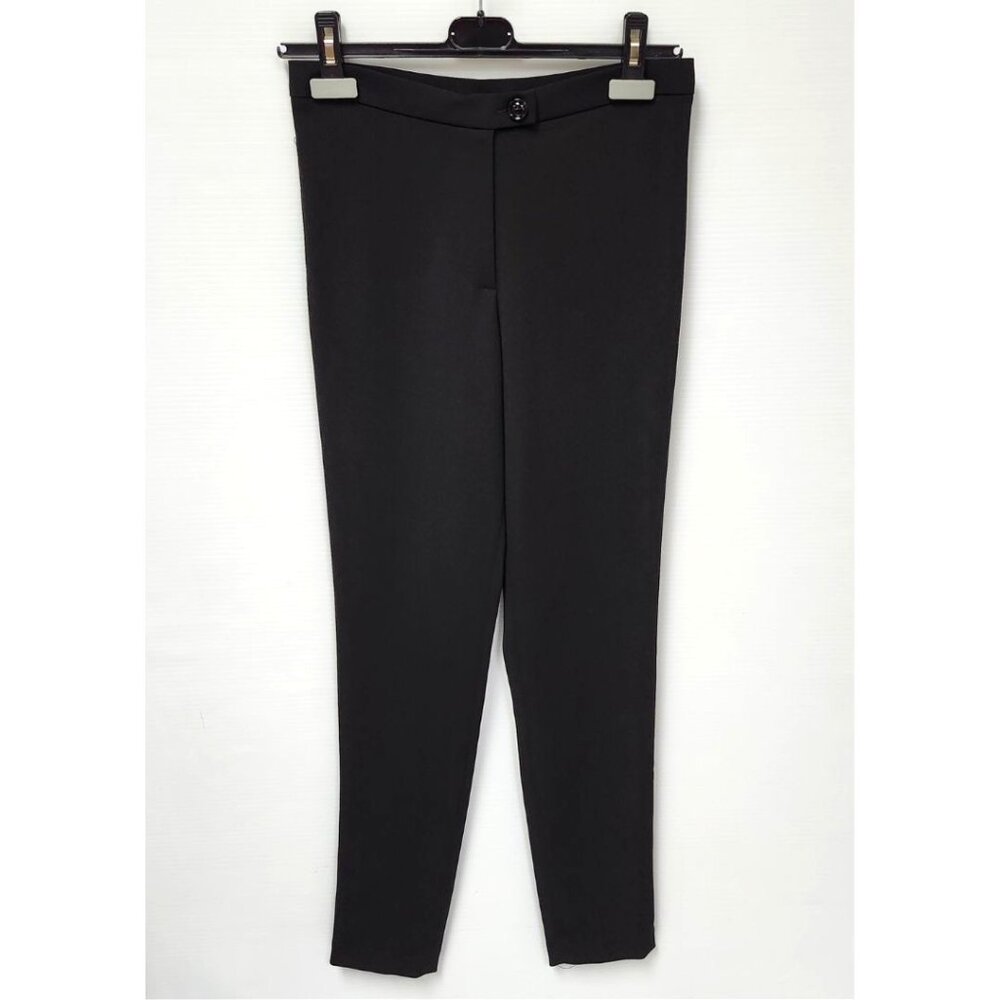 Ecla Women's Black Slim/Cropped Legged Pants W/2 Button Fastening Size 4